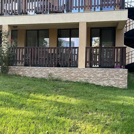 Village شقة فندقية لوزينيتس