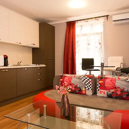 Village شقة فندقية 3*