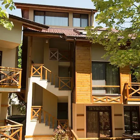 Village شقة فندقية 3*