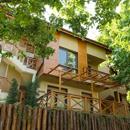 Village 3* Лозенец