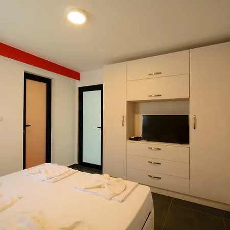 Aparthotel Village Lozenets